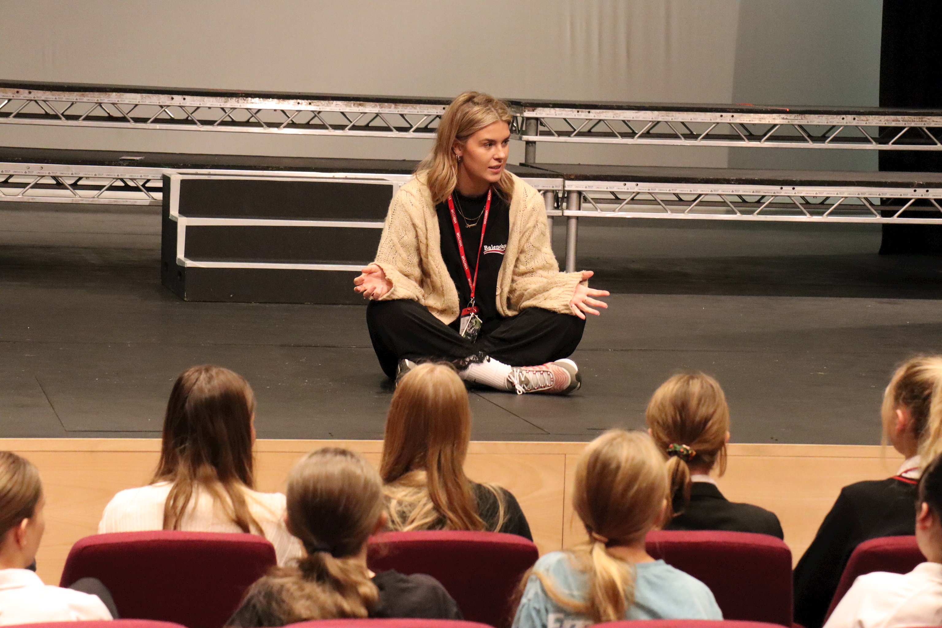 West-End Star gives Pipers students a very special drama workshop