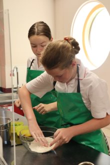 Pipers students become 2025 pasta champions in Jamie Oliver World Record Attempt