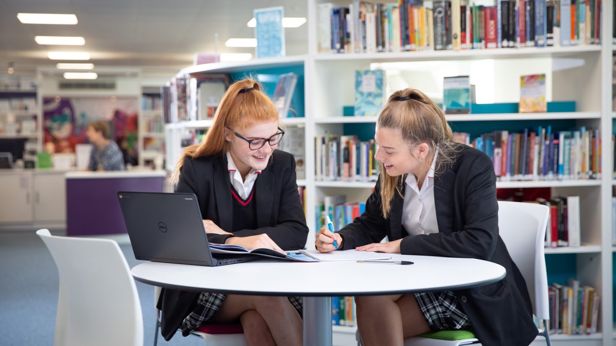 Visit Pipers Pipers Corner School